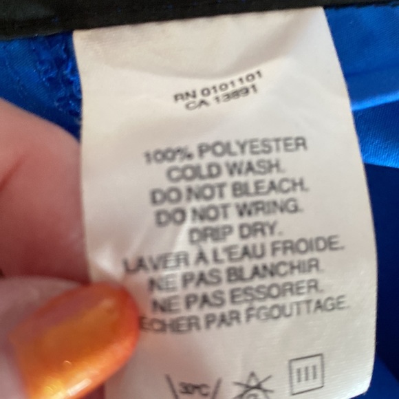 Running Jacket From “The Running Room” - Picture 7 of 7